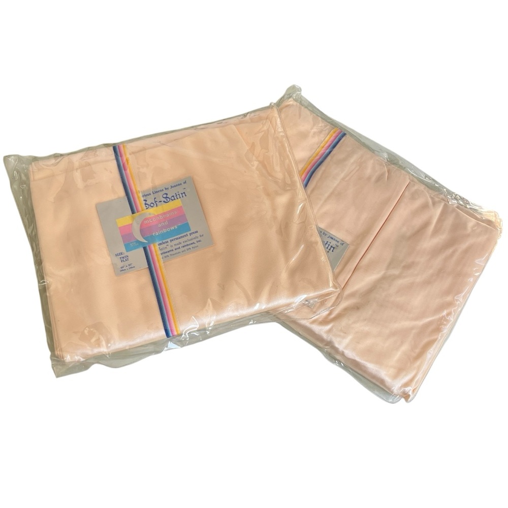 NEW Vintage Peach Satin Twin Sheet Set Moonbeams and Rainbows Sof-Satin
